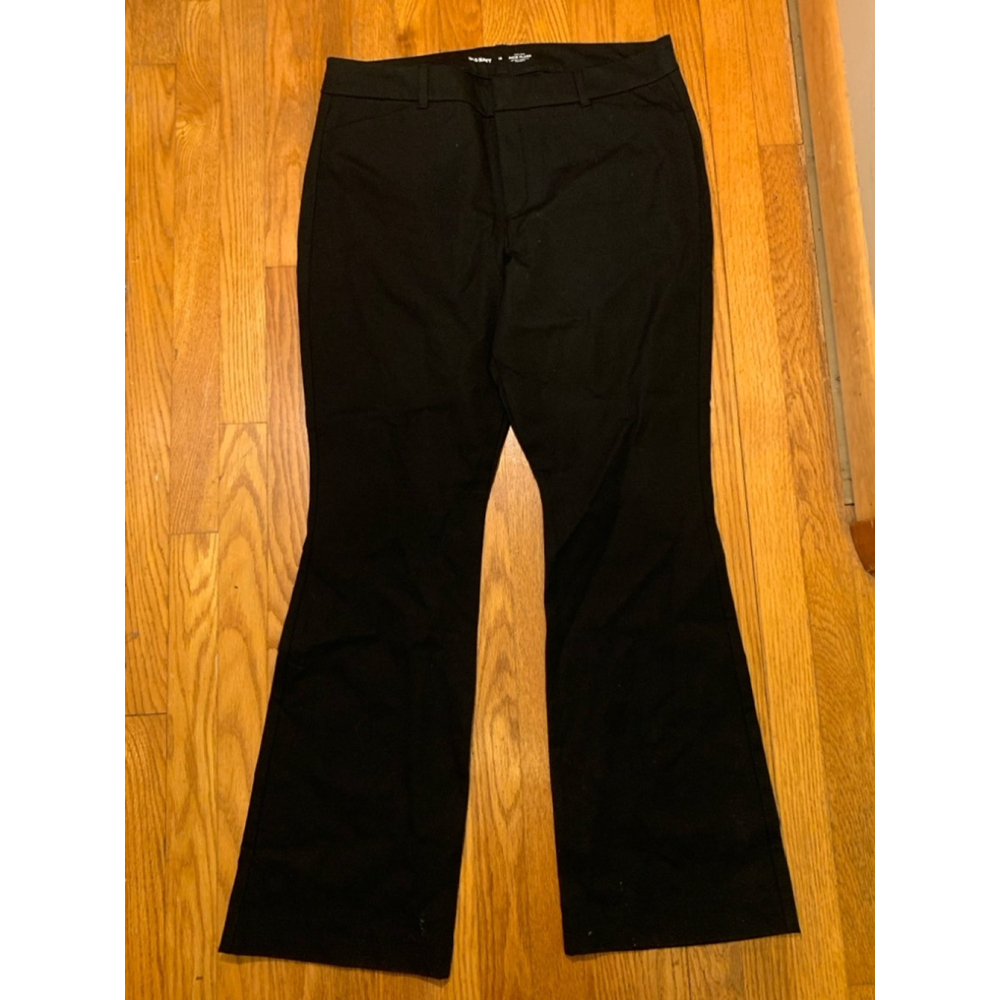 Women's Old Navy Black Pants Size 16